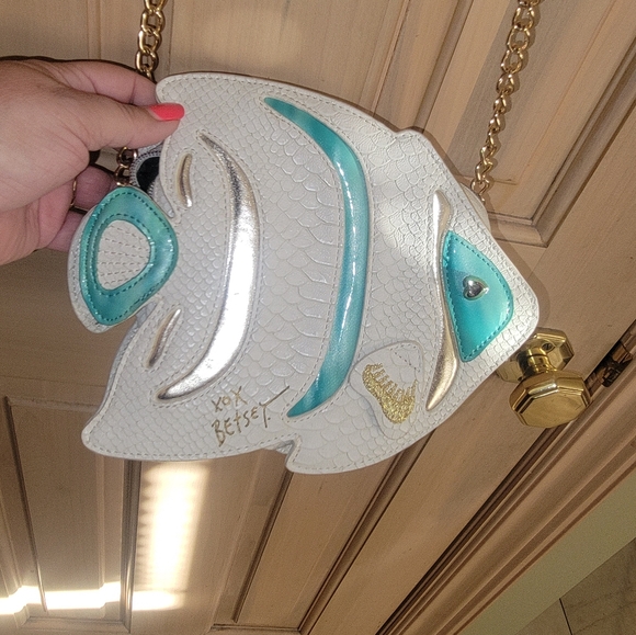 Betsy Johnson Crossbody Fish Purse Plenty of Fish in the Sea - Picture 12 of 12